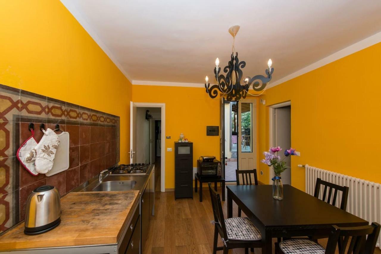 Villa Il Pozzo e l'Ulivo - just 200 meters from the Metro - à Catane Extérieur photo